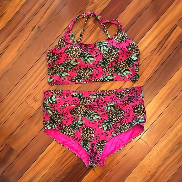 Torrid Pink Leopard Pineapple Print Bikini Set - Picture 1 of 2